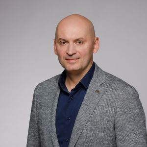 Вячеслав Бархатов