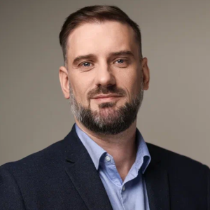 Дмитрий Антонов