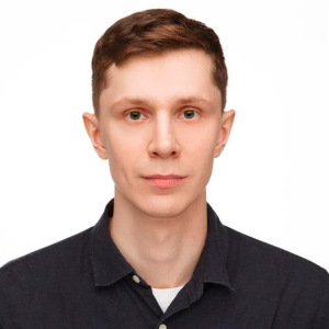 Илья Карелин