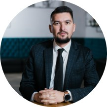 Антон Чумаков