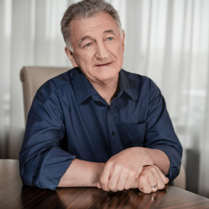Николай Волобуев