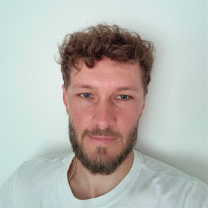 Денис Лобанов